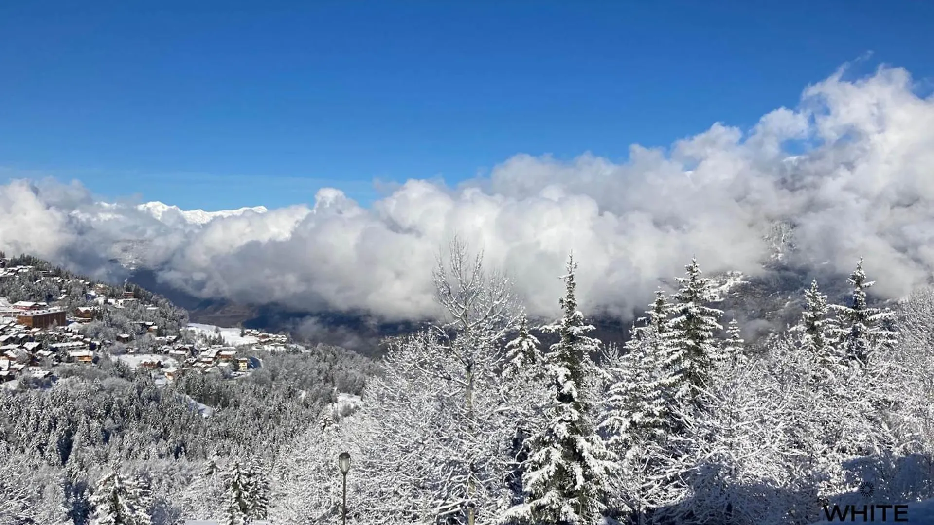 Duplex Deco 70'S Avec Cheminee A Courchevel 1650 - Fr-1-664-31 Apartment
