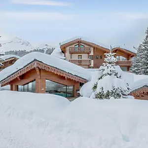 Les Sherpas Отель